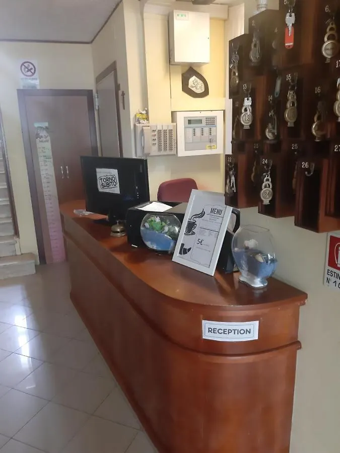 Hostel Albergo Majorca Rimini